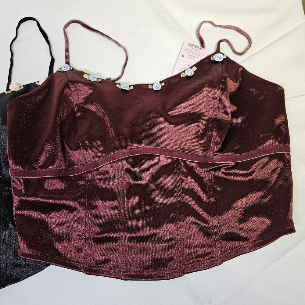 Wild Fable Small Black and Burgundy Satin‎ Camisole Tops - Picture 2 of 6